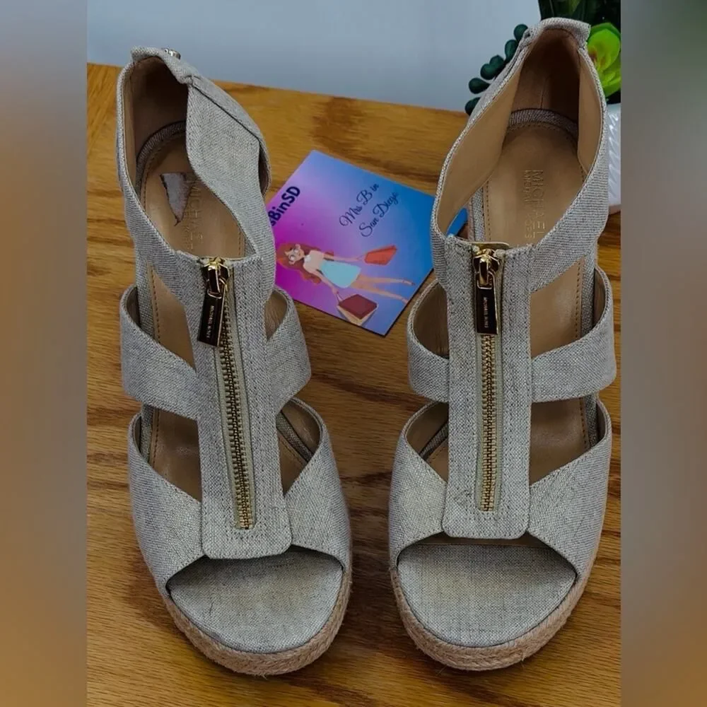 Michael Kors Damita wedge sandals in linen size 9.5
